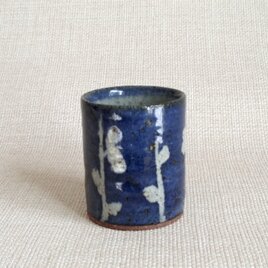 湯のみ (呉州抜絵梅1-a)