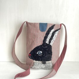 黒うさぎのショルダーバッグ