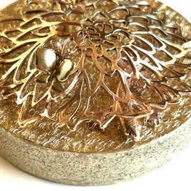 デスクオブジェシリーズ　ダリア　蝶々　トカゲ　真鍮ペーパーウェイト