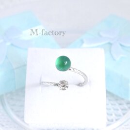 ✧小さな宝石キャンディ✧ グリーンオニキス　華奢見えフォークリング　天然石　指輪