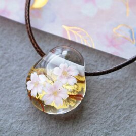 桜のとんぼ玉ガラスペンダント(クリア）