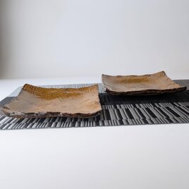 【新春福袋　特別価格】飴色の角皿2枚セット　【手仕事　民藝　和　陶器】
