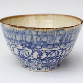 茶碗　青色グルングルン