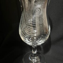 孔雀の羽のグラス〜手彫りガラス