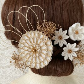 縁取りつまみ細工の髪飾りセット(白×金)