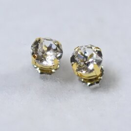 （クリアランスセール）スワロフスキー・チャトンのピアス（6mm・クリスタル・チタンポスト）