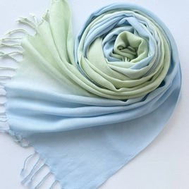 贅沢なウール＊花浅葱色×薄萌黄色＊ストール