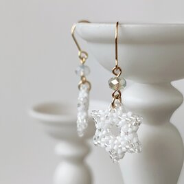 Snowflakesピアス(白)