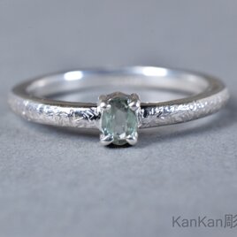 アレキサンドライトのリング