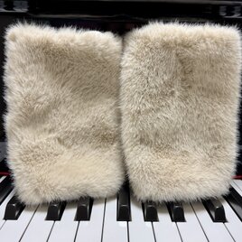 ふわふわあったかリストウォーマー ベージュ