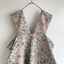 【1点もの】ジャンパースカート -ウール着物 グレー地に紅葉と菊 解き （ヴィンテージ） JPD296