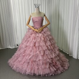 豪華！カラードレス チェリーピンク ベアトップ キラキラ 柔らかく重ねたチュールスカート リボン ミニトレーン 花嫁