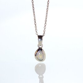 Sv925 オパールペンダント 0.10ct