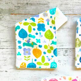 北欧風犬と植物　ハンカチタオル　ハーフハンカチ　ガーゼハンカチ　青系　名入れ　マイクロファイバータオル