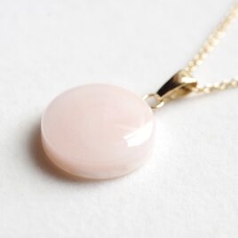 レジンアート　ラウンドペンダント〈恋人たち〉