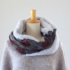 カンタ刺繍シルクとエコファーのねじりスヌードD