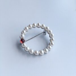 石が選べる通年用パールブローチと1月の誕生石レッドガーネット シンプル上品なブローチ普段に フォーマル 発表会