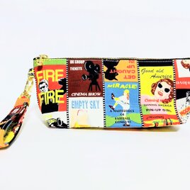 アメリカンムービーの持ち手付きペンケース(中)