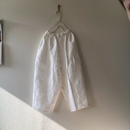 ホワイトリネンのゆったりパンツ(045)