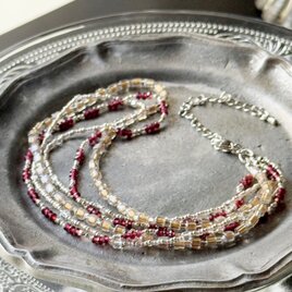 【1月の誕生石】積み重ねた時間に、静かな輝きを。きらめくガーネット 3連ネックレス