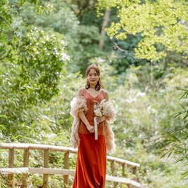 カラードレス Vネック ツーピース テラコッタ色 トップス+キャミソール ラッフルフリル 前撮り 大人っぽい