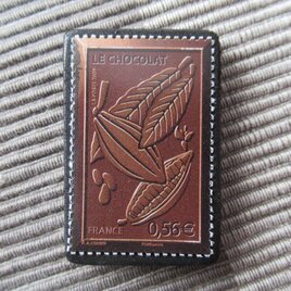 フランス　チョコレート切手ブローチ10696