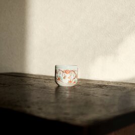 鳥と草花が可愛い◇伊万里　花文赤絵金彩覗き猪口　骨董/antiques　 酒器　古民家　明治時代　
