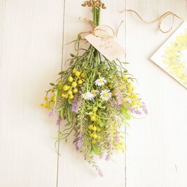 ミモザとラベンダーのスワッグ