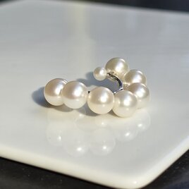 Ｐｅａｒｌ　優美なラインのイヤーカフ　淡水パール7と3.5　シルバーSV925