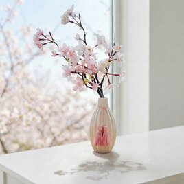 春を告げる桜のフラワーアレンジ　ひな祭り　インテリアフラワー