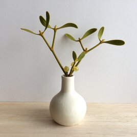 フラスコ型一輪挿し（丸・アイボリー）