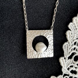 ～銀灯（ぎんとう）の余白～　銀細工・シルバーネックレス