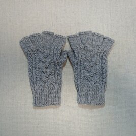 軽やかさを纏う 指なし手袋淡いインディゴブルー(女性用S～M/お子様向け)