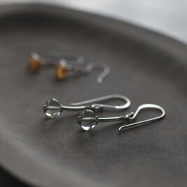 グリーンアメジスト　シルバーのピアス（silver925）orイヤリング