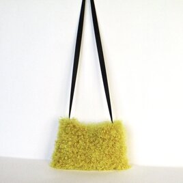 イエローくるくるムートンのポシェット