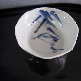 笹にカワセミ図　八角鉢一客