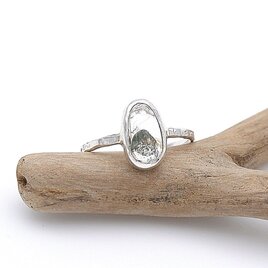 ～風景を閉じ込めて～　グリーンファントムクォーツのリング １　槌目　11.5号　天然石アクセサリー　一点物　macari