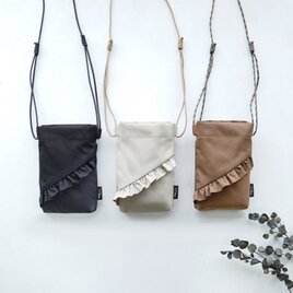 【撥水・軽量】CORDURA® ナイロン製  フリル スマホショルダーバッグ／サコッシュ
