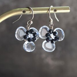 透明に咲くクリアフラワー | 天然石 クリスタルクォーツ×ブラックスピネル | 14Kgf ピアス/イヤリング