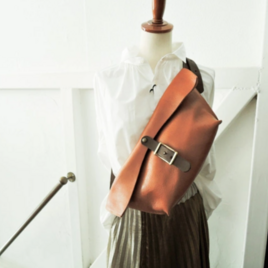 使い込むほどフィットするメッセンジャーバッグ(SS) キャメル【OR320SS】