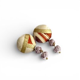 《ピアス》正絹振袖からつくる包みボタンピアス☆二連水引玉結びのかわいいピアス♪
