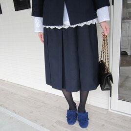 [予約販売] 濃紺ウールのクラシックボックスタックスカート（セットアップ可）卒園 卒業式 入学式 結婚式 フォーマル