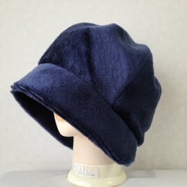 魅せる帽子☆ラスト1点!!【受注製作】モコモコ♪起毛ベロアのあったかクロッシュ～ネイビーのコピー
