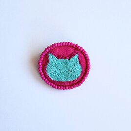 ビーズで飾った北欧風ことりの花籠のミニ刺繍ブローチ【botanical】#439