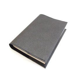 文庫本サイズ対応《ピッグスキン》一枚革のブックカバー・0737