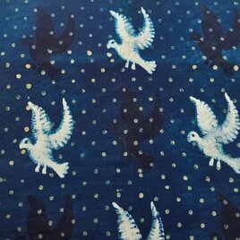 インド ブロックプリント生地 [50cm単位切売] アジュラック 鳥と水玉 on インディゴブルー SA 藍IF0446
