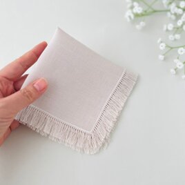 変わりゆく手刺繍のフリンジハンカチ（選べる布色・糸色・名入れ対応）