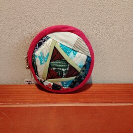 着物　パッチワーク丸型ポーチ