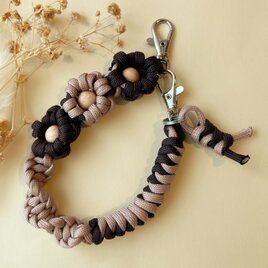 パラコード お花のスマホストラップ ハンドストラップ バッグチャーム ハンドメイド
