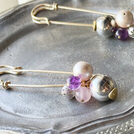 【2月の誕生石】強さとやわらかさをひとつに。アメシストとローズクォーツのストールピン/ショールピン